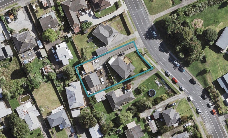 2/1 Scotts Road, Manurewa East, Auckland - Carousel 1