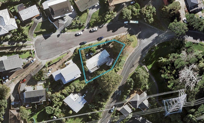 2 Hames Terrace, Hillsborough, Auckland - Carousel 1