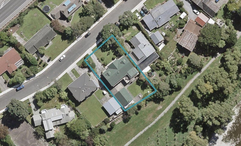 86 Owen Street, Belmont, Lower Hutt - Carousel 1