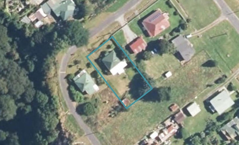 5 Sandys Street, Blackball, Greymouth - Carousel 1