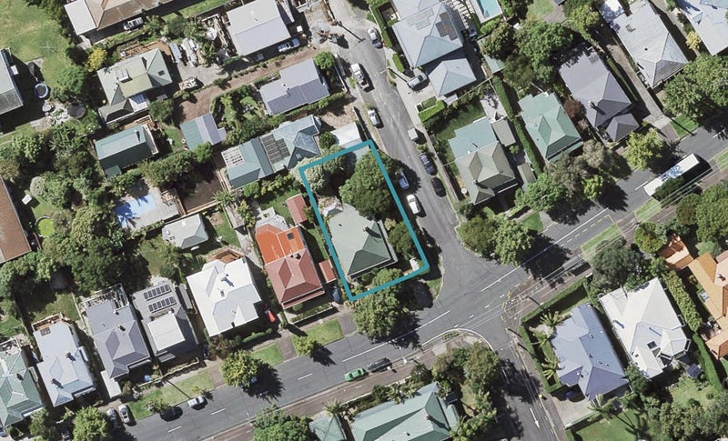 41 Albert Road, Devonport, Auckland - Carousel 1