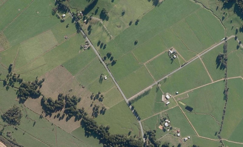 78 Russek Road, HUKERENUI, HIKURANGI - Carousel 1