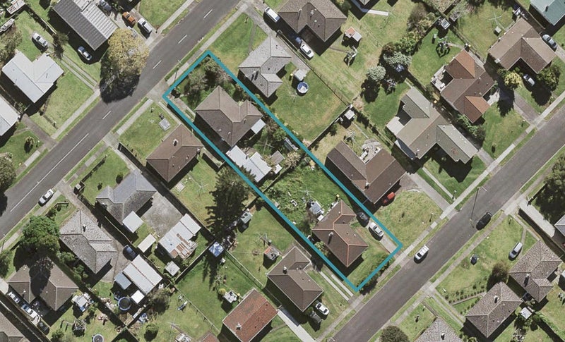 17 Winthrop Way, Māngere East, Auckland - Carousel 1