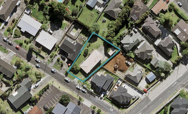 2/3 Currie Avenue, Mount Roskill, Auckland - Carousel 1