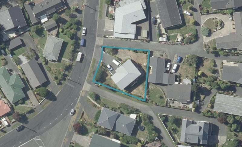 109 Easther Crescent, Kew, Dunedin - Carousel 1