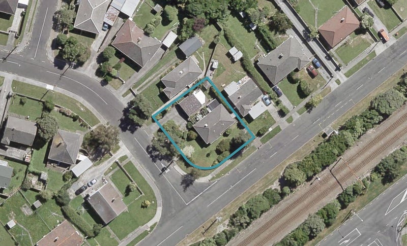 170 Oxford Terrace, Epuni, Lower Hutt - Carousel 1