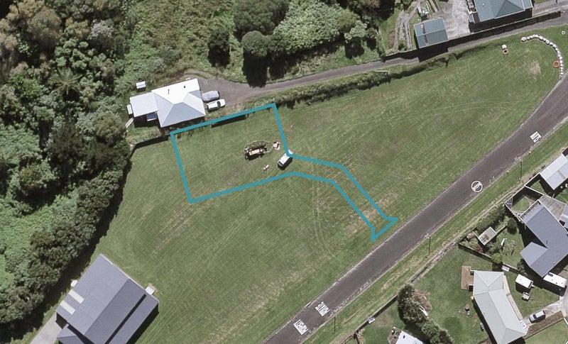 10 Manakohi Street, Spotswood, New Plymouth - Carousel 1