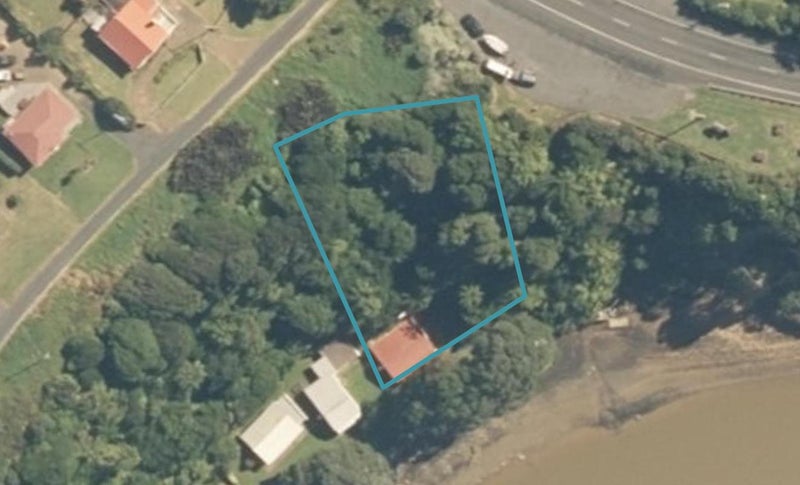 1 Takarei Terrace, Mōkau - Carousel 1