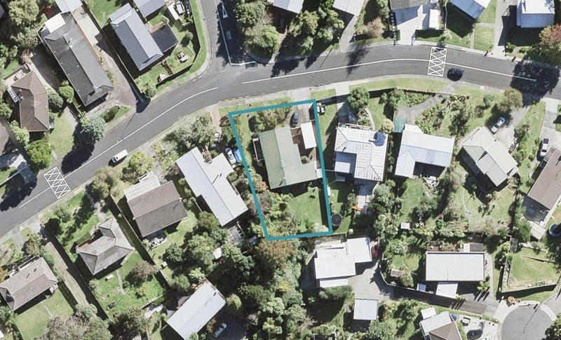 52 Alexander Avenue, Torbay, Auckland - Carousel 1