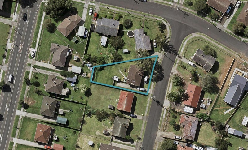 3 Featherston Crescent, Otara, Auckland - Carousel 1