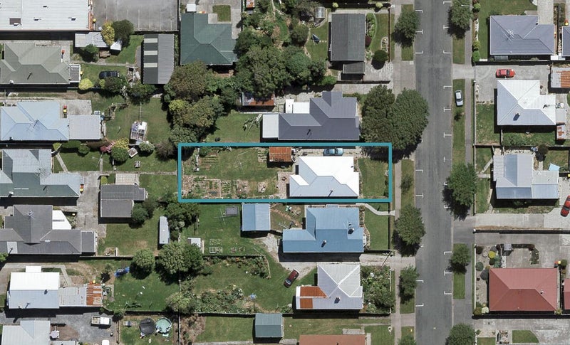 39 Maitland Street, Strathern, Invercargill - Carousel 1