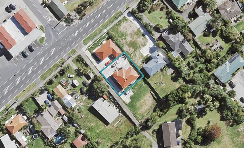 208B Henderson Valley Road, Henderson, Auckland - Carousel 1