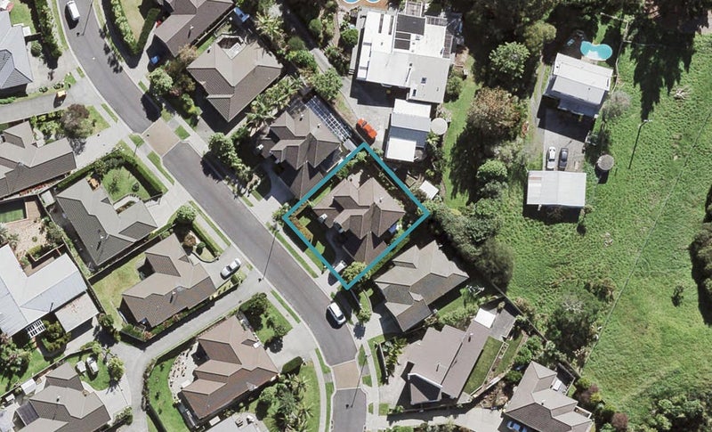 8 Durbin Court, Greenhithe, Auckland - Carousel 1