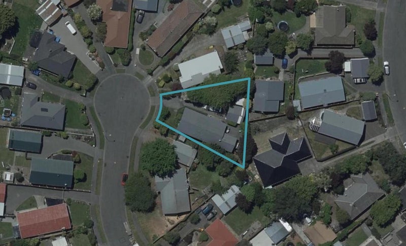 10 Neave Place, Hillmorton, Christchurch - Carousel 1