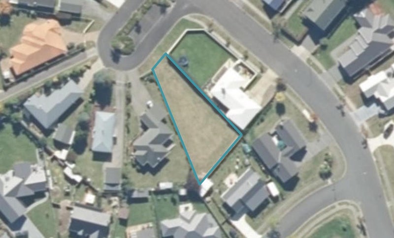 2 Antonia Place, Kinloch, Taupō - Carousel 1