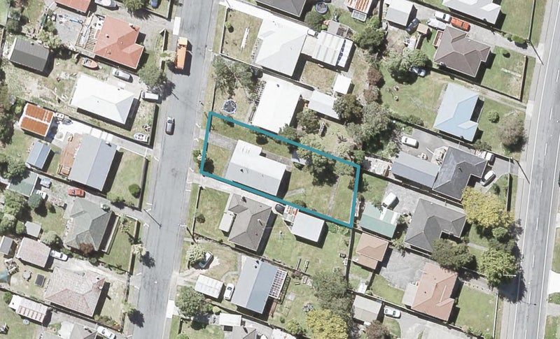 73 Peel Place, Wainuiomata, Lower Hutt - Carousel 1
