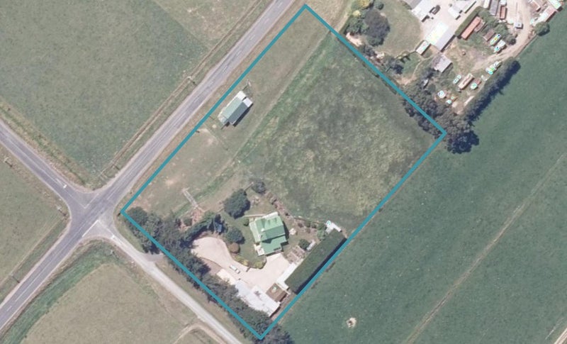 3 Otokia Road East, Momona, Mosgiel - Carousel 1