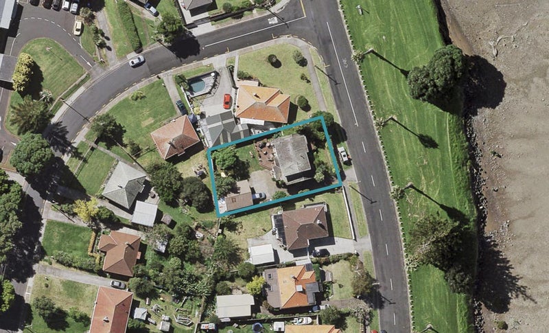 81 Dunkirk Road, Panmure, Auckland - Carousel 1