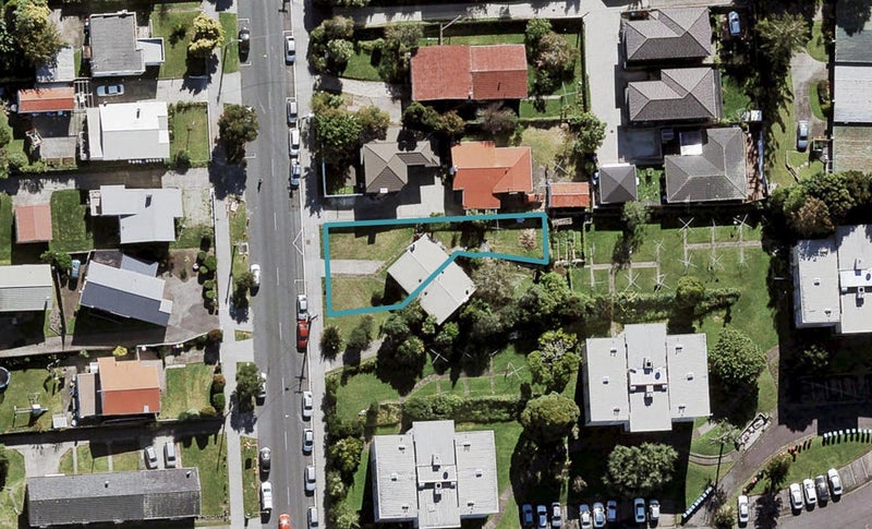 306 Blockhouse Bay Road, Avondale, Auckland - Carousel 1