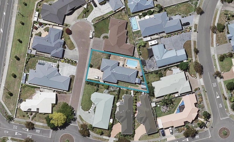 4 Lowndes Place, Taradale, Napier - Carousel 1