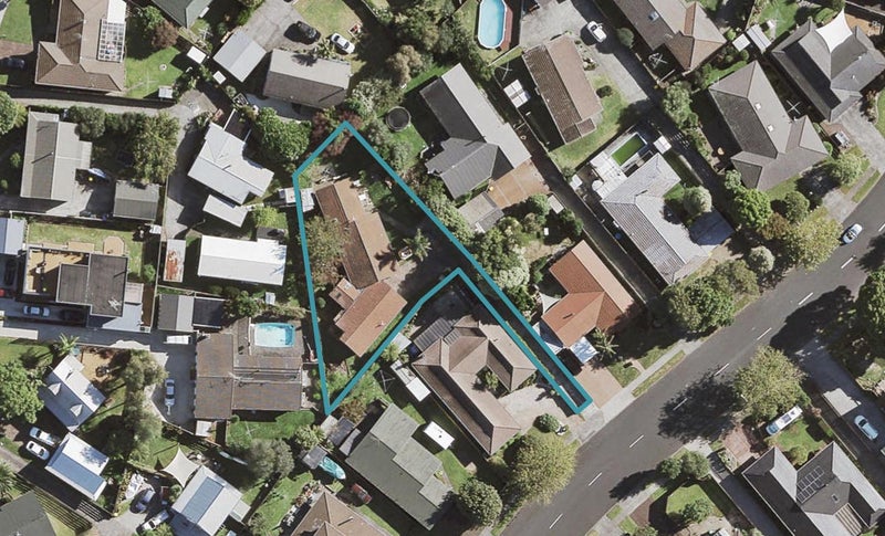 65 Carnoustie Drive, Wattle Downs, Auckland - Carousel 1