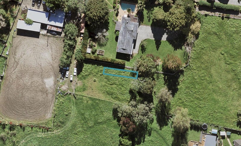 33 Oranga Drive, Westgate, Auckland - Carousel 1
