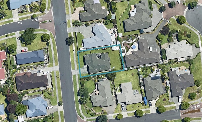 62 Sterling Gate Drive, Bethlehem, Tauranga - Carousel 1