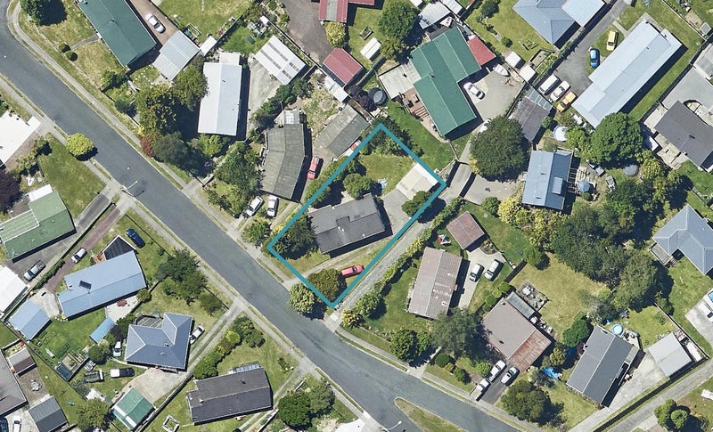 10 Milton Grove, Owhata, Rotorua - Carousel 1