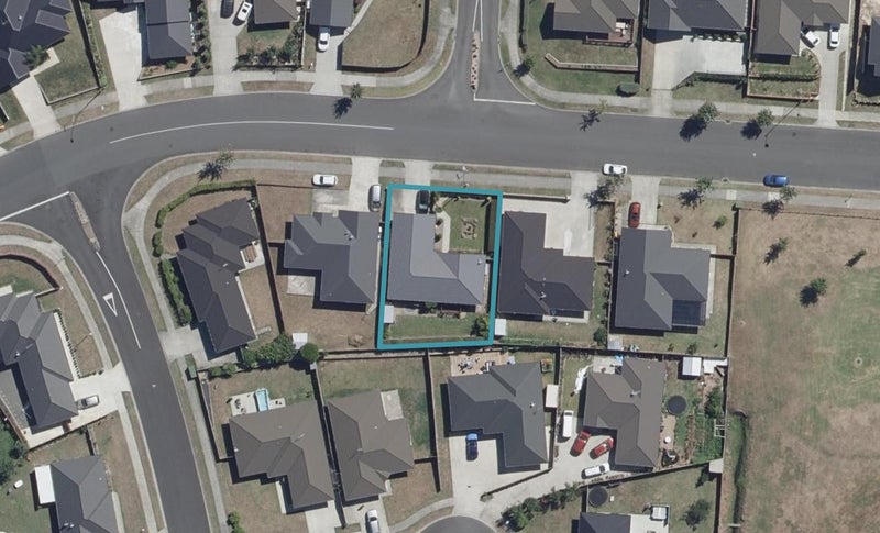 67 Farnborough Drive, Grandview Heights, Hamilton - Carousel 1