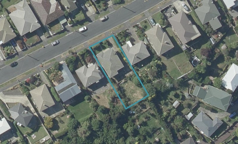 141 Easther Crescent, Kew, Dunedin - Carousel 1
