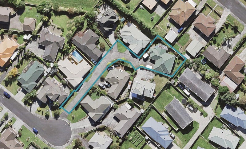 22 Heversham Place, Glendene, Auckland - Carousel 1