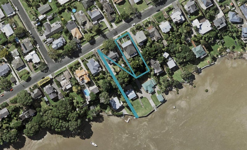 87 Norwood Road, Bayswater, Auckland - Carousel 1