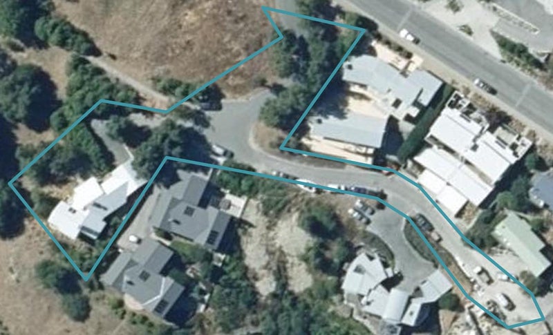 4 Limerick Lane, Queenstown, Queenstown - Carousel 1