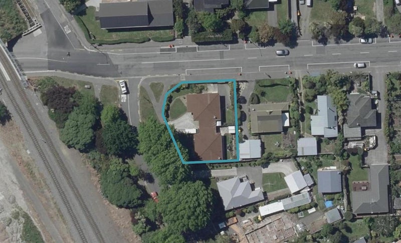 1/32 Station Road, Heathcote Valley, Christchurch - Carousel 1