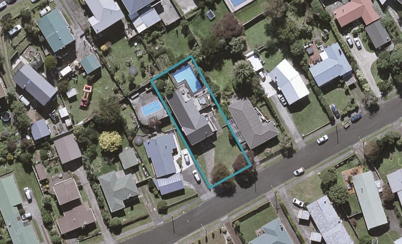 13 Hua Street, Bell Block, New Plymouth - Carousel 1