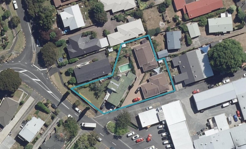 14B Queenwood Avenue, Queenwood, Hamilton - Carousel 1