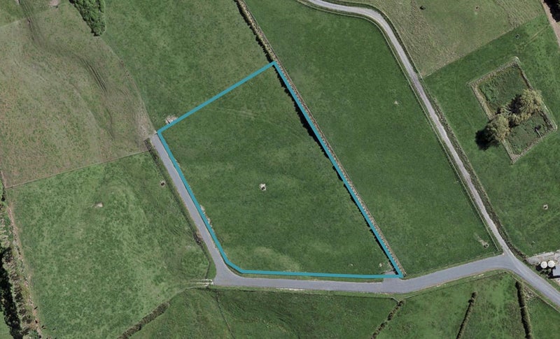 239B Clarks Beach Road, Pukekohe - Carousel 1