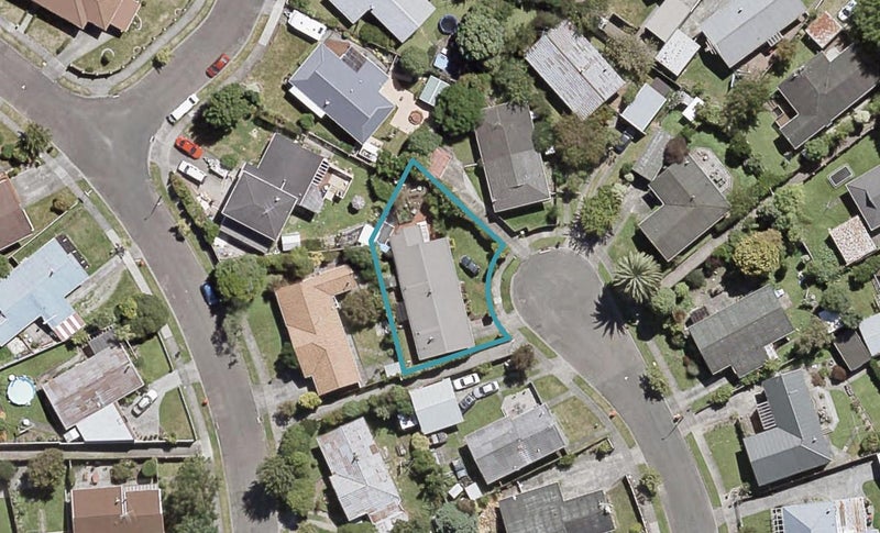19 Akron Grove, Totara Park, Upper Hutt - Carousel 1