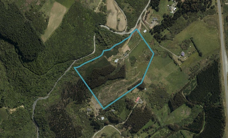 244 Leith Valley Road, Leith Valley, Dunedin - Carousel 1