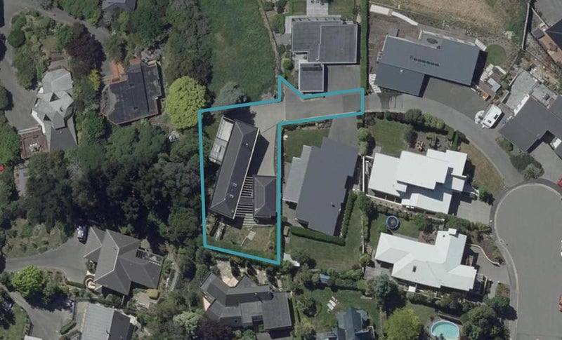 12 Ravensdale Rise, Westmorland, Christchurch - Carousel 1