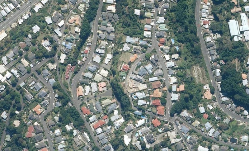 8 Roslyn Road, Bluff Hill, Napier - Carousel 1