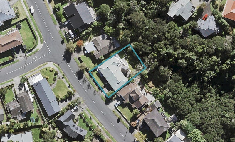 114 Chelsea View Drive, Chatswood, Auckland - Carousel 1