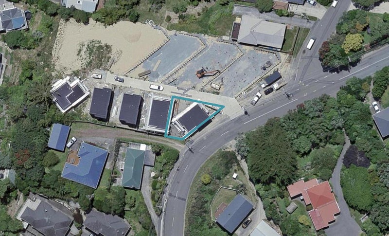 29 Glanmire Road, Newlands, Wellington - Carousel 1