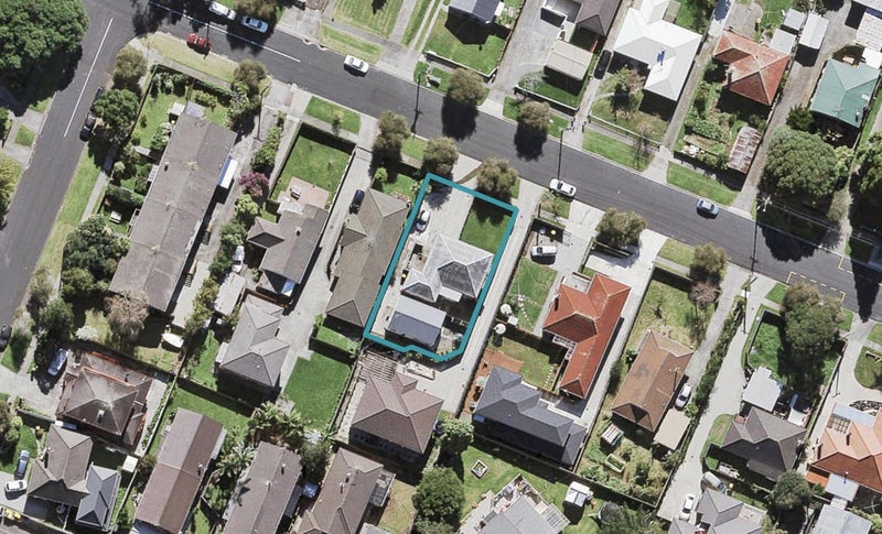 48 Miro Street, New Lynn, Auckland - Carousel 1
