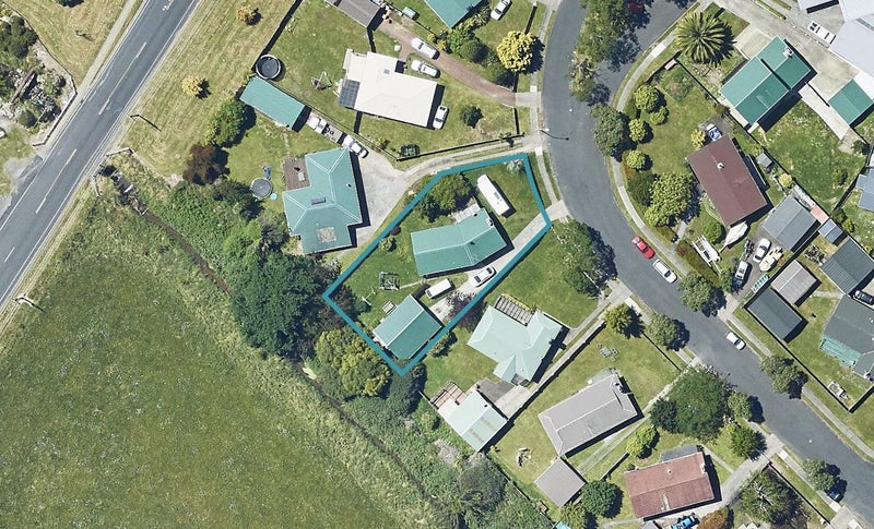 10 Byron Grove, Owhata, Rotorua - Carousel 1