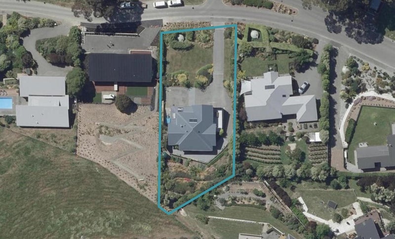 8 Morgans Valley, Heathcote Valley, Christchurch - Carousel 1