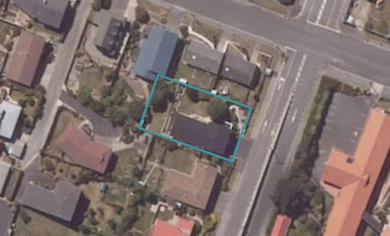 60 Aln Street, Oamaru - Carousel 1