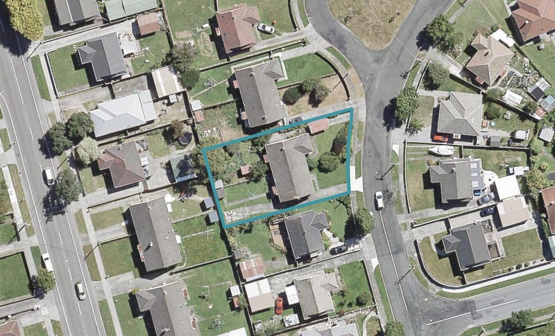 17 Shearer Crescent, Naenae, Lower Hutt - Carousel 1