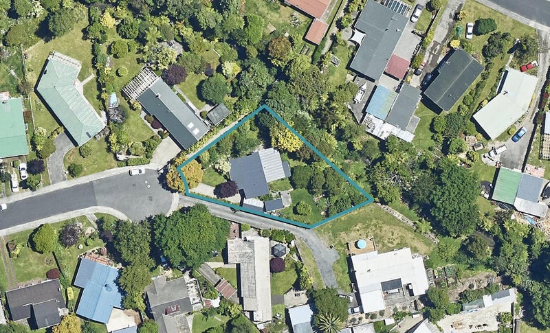 17 Amokura Street, Fairy Springs, Rotorua - Carousel 1