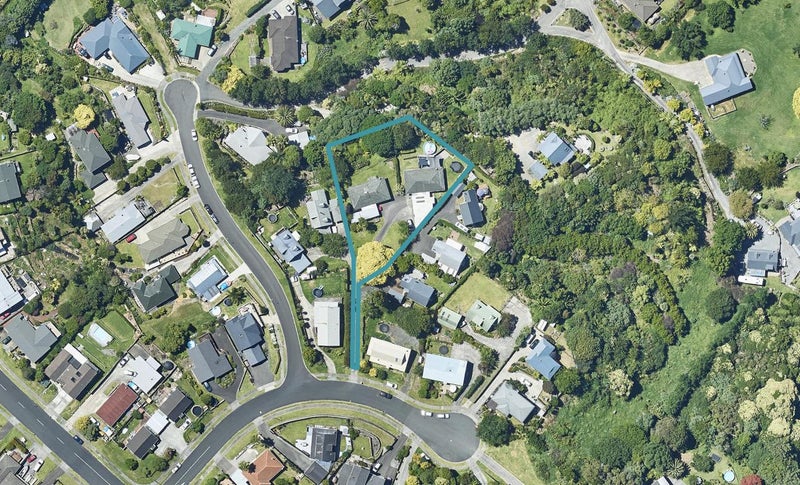 15A Bellfield Place, Bethlehem, Tauranga - Carousel 1